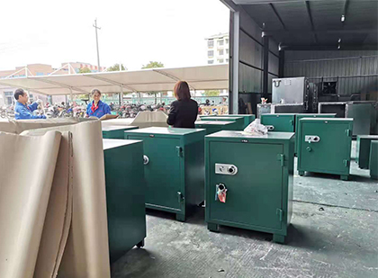 周矶管理区炸药柜