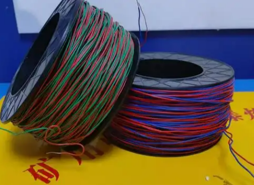 周矶管理区放炮线的主要材质有哪些？不同材质的适用场景有何区别？